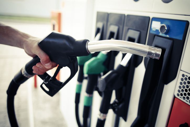 Petrobras informa que haverá redução de 40% no preço médio da gasolina nas refinarias