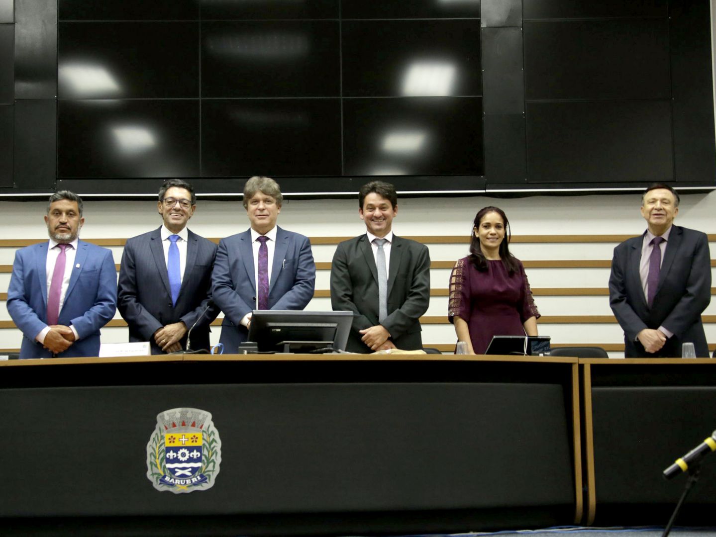 BARUERI. Toninho Furlan é eleito presidente da Câmara Municipal
